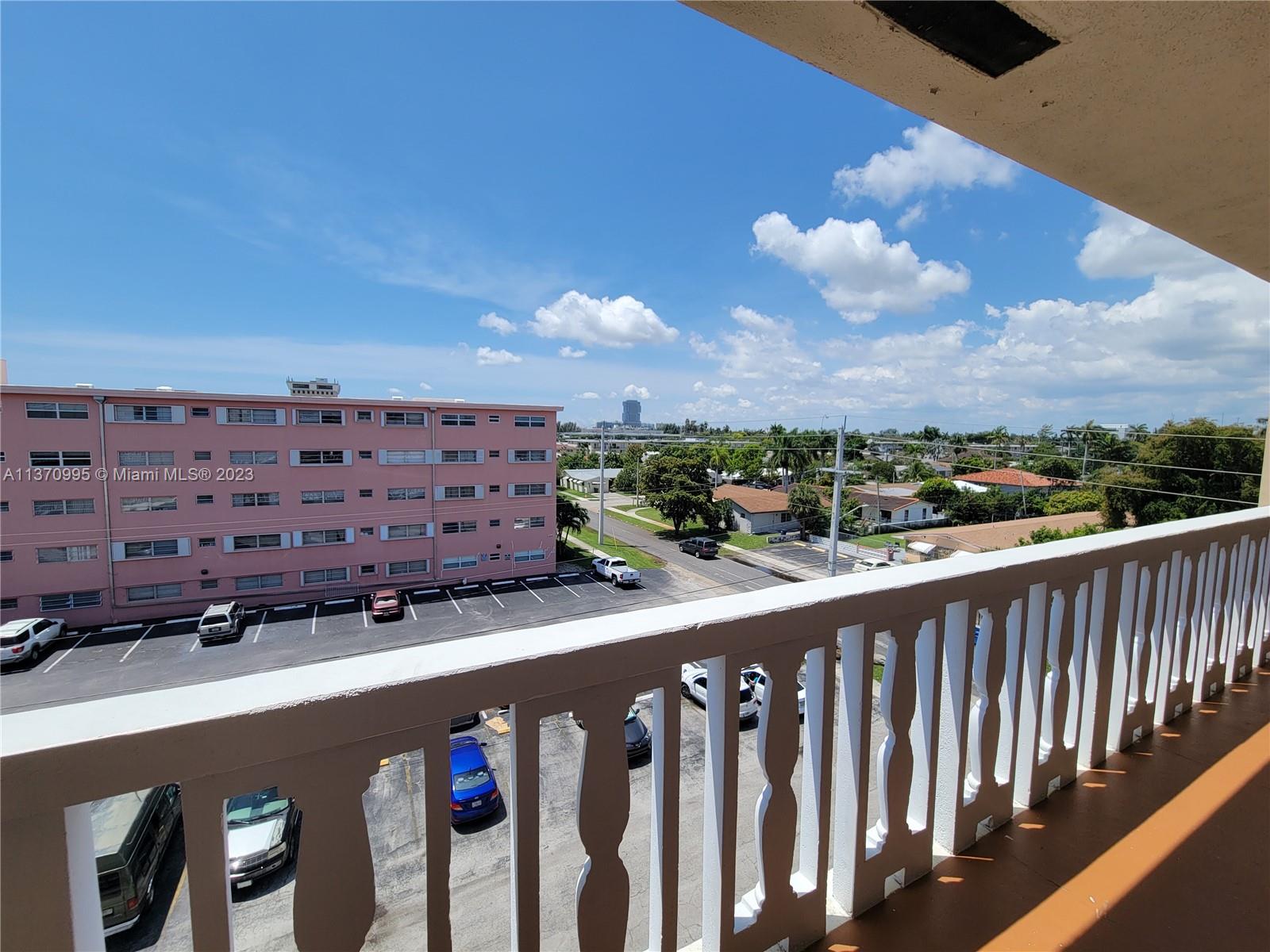 MEADOWBROOK TOWERS CONDO - Residential Lease
