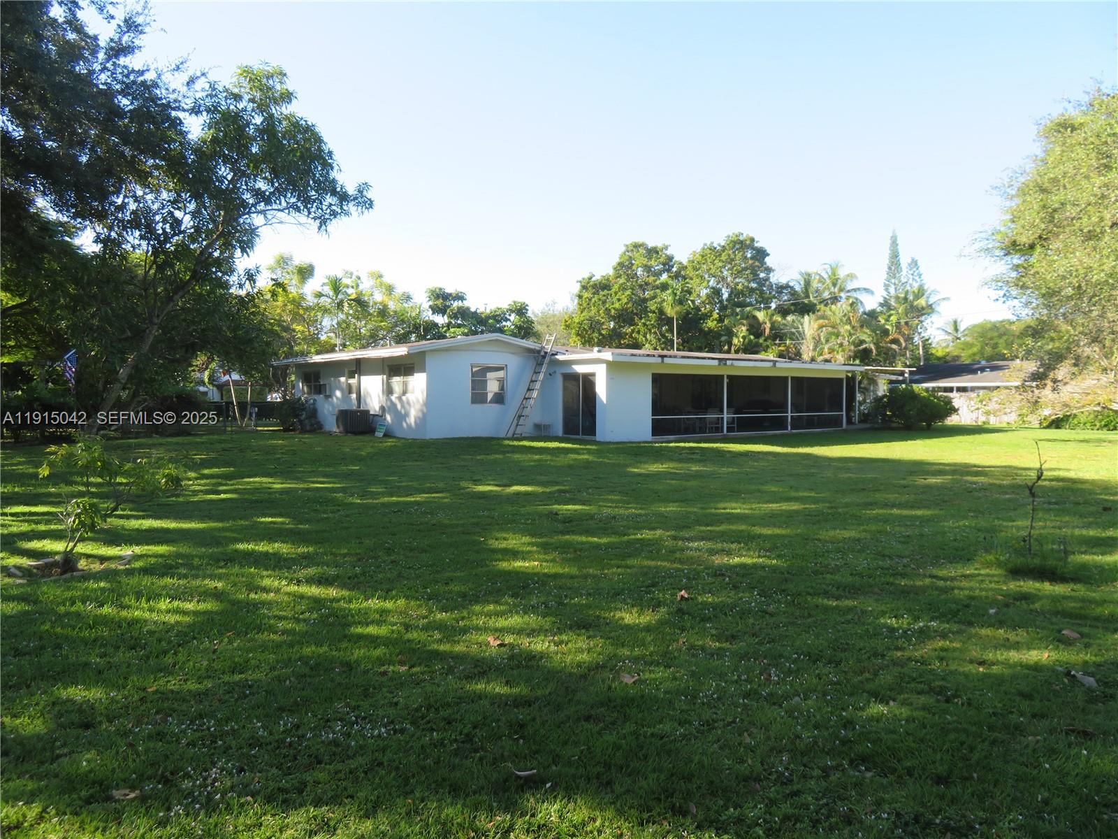 PINE TREE ESTATES - Residential