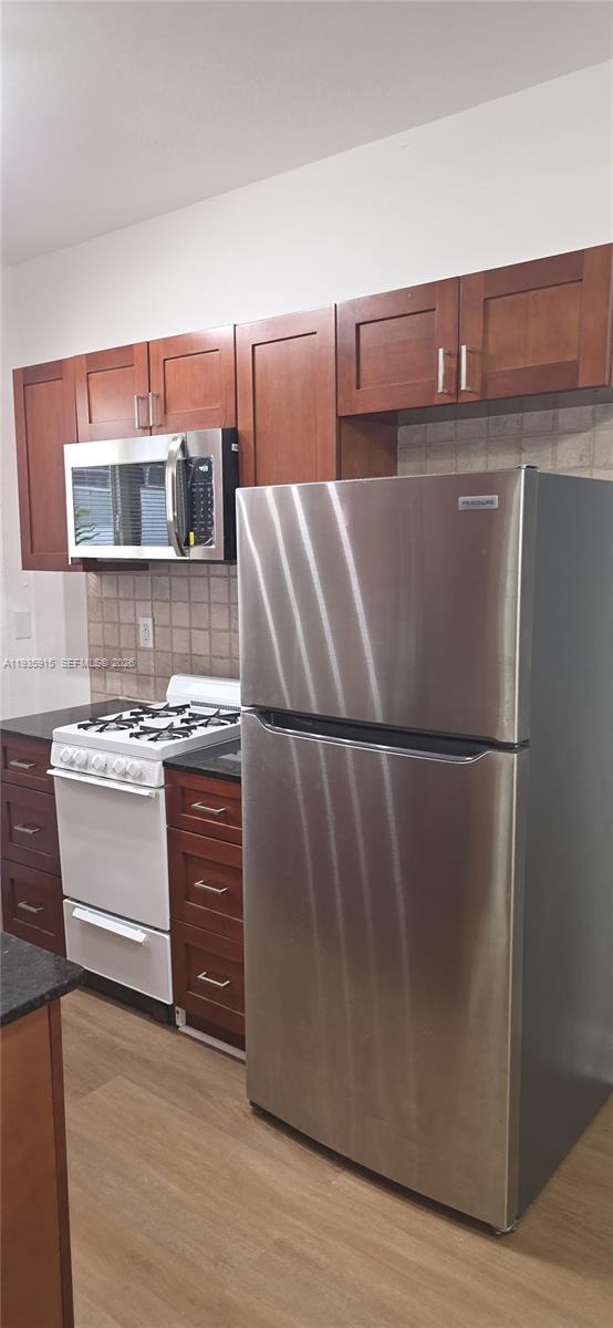 OCEAN BEACH ADDN NO 3 - Residential Lease