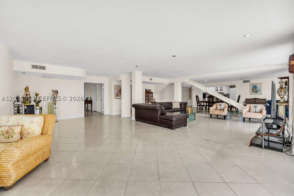 PILOT HOUSE CONDO - Residential
