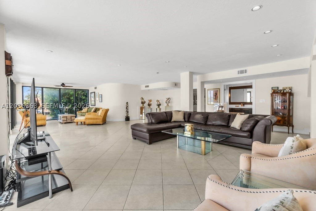 PILOT HOUSE CONDO - Residential