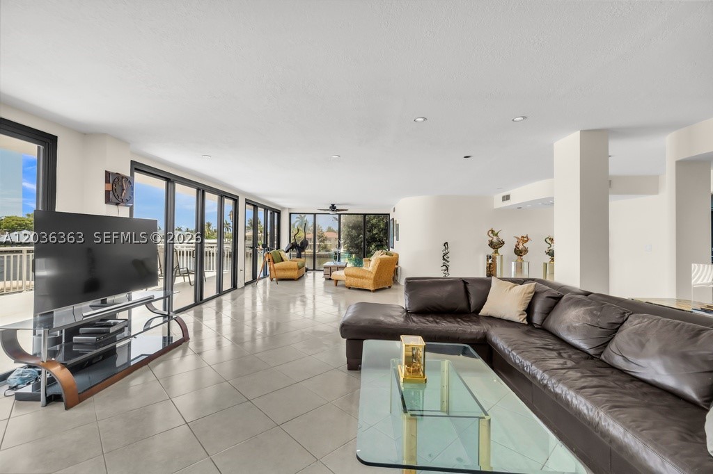PILOT HOUSE CONDO - Residential