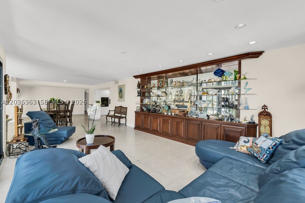 PILOT HOUSE CONDO - Residential