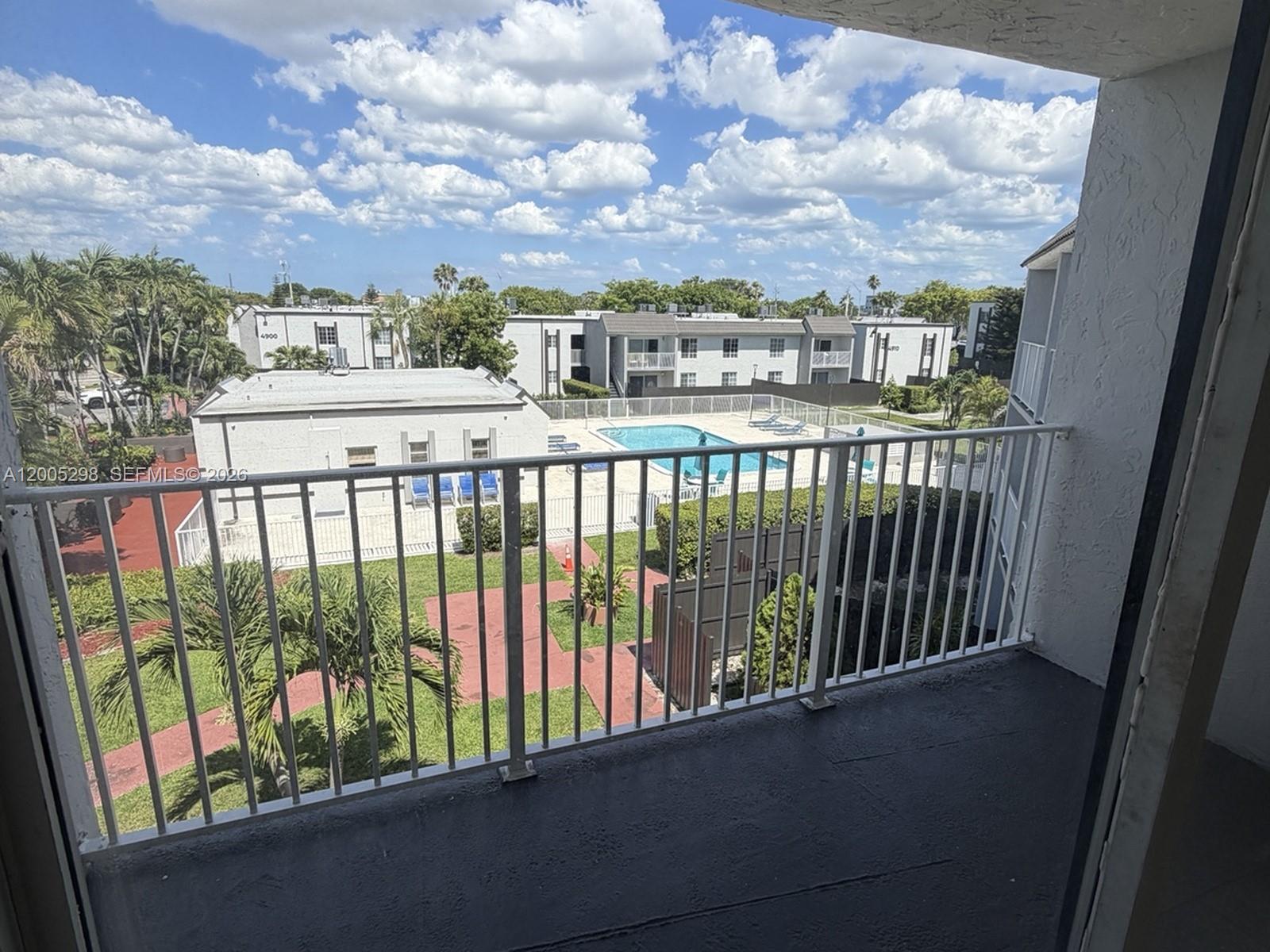 DORAL GARDENS II CONDO - Residential