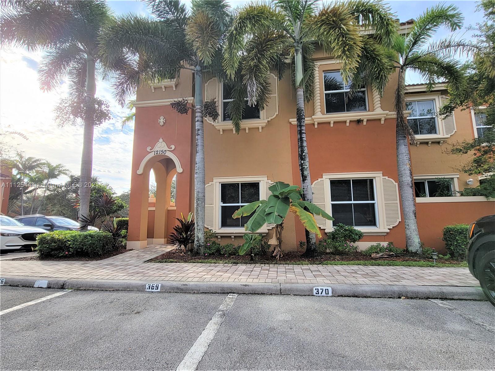 MARTINIQUE NO 1 CONDO - Residential Lease