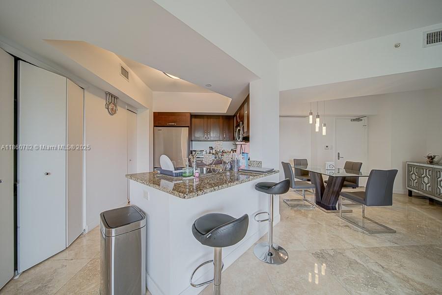 TURNBERRY VILLAGE SO TOWE - Residential