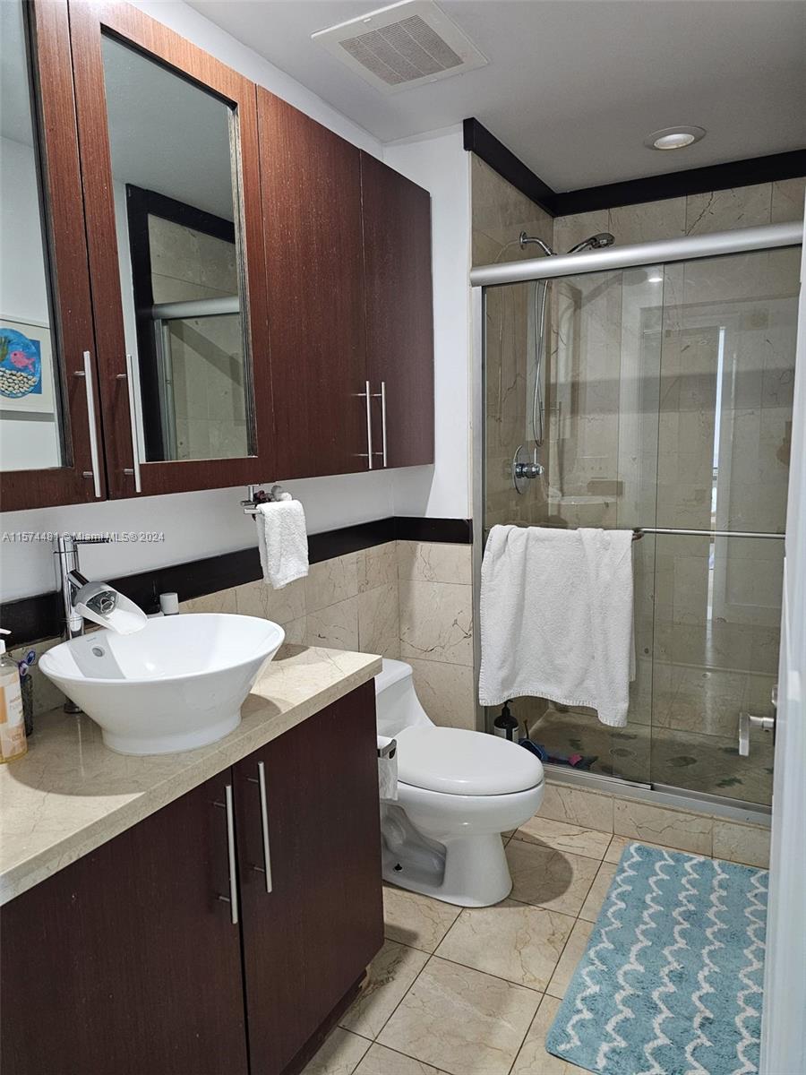 AVENTURA MARINA CONDO NUM - Residential Lease
