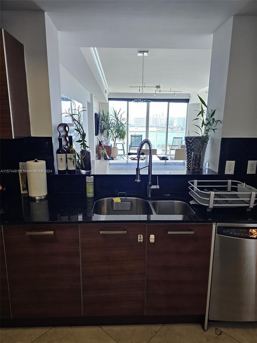 AVENTURA MARINA CONDO NUM - Residential Lease