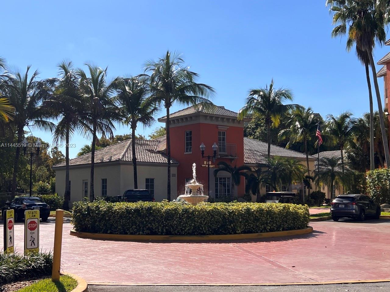 LAS VISTAS AT DORAL CONDO - Residential