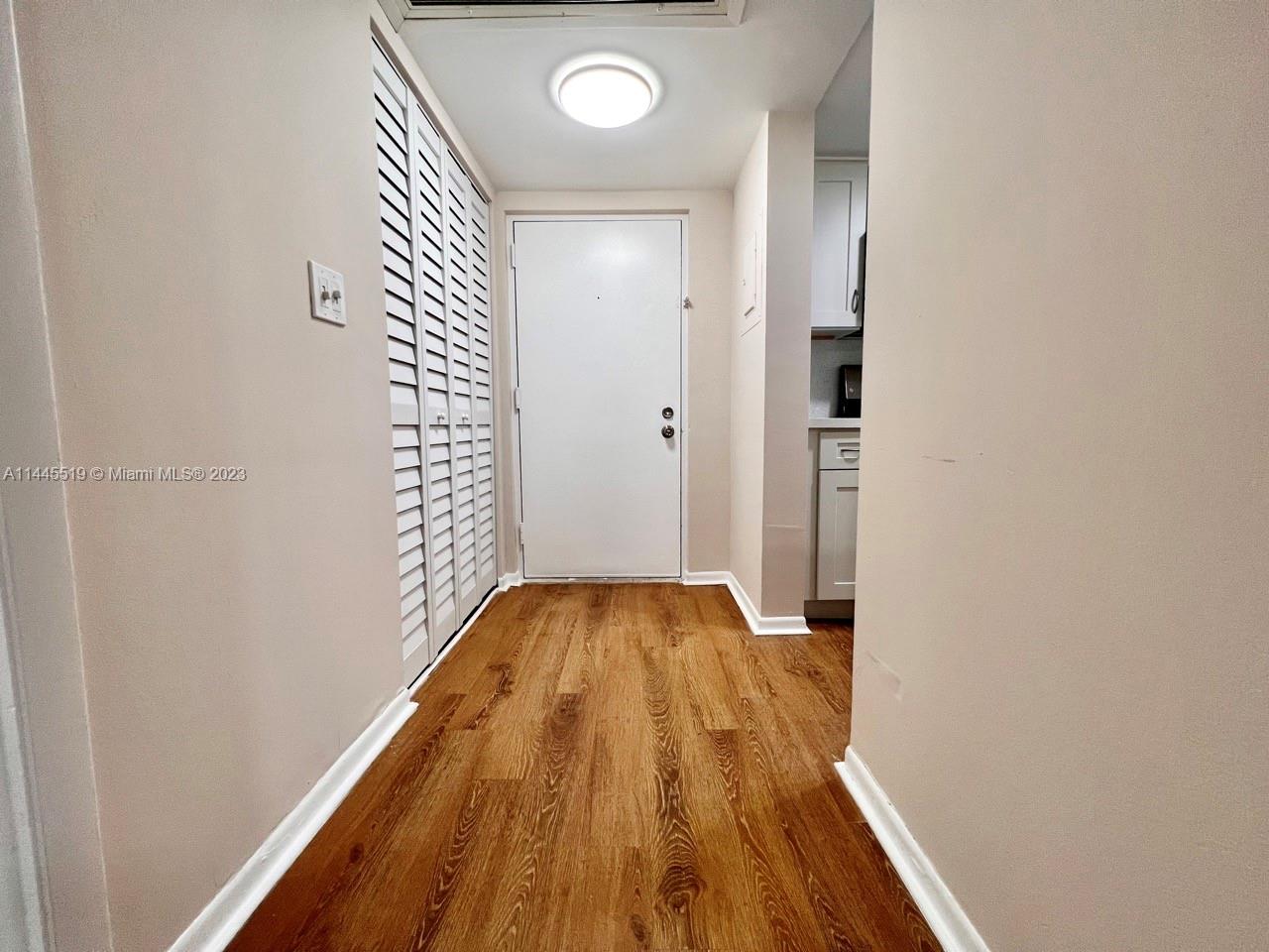 LAS VISTAS AT DORAL CONDO - Residential