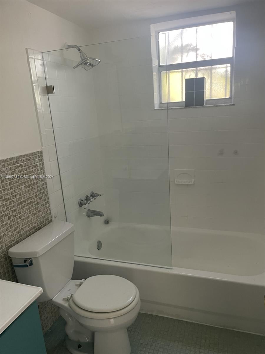 GROVE GARDENS CONDO - Residential Lease