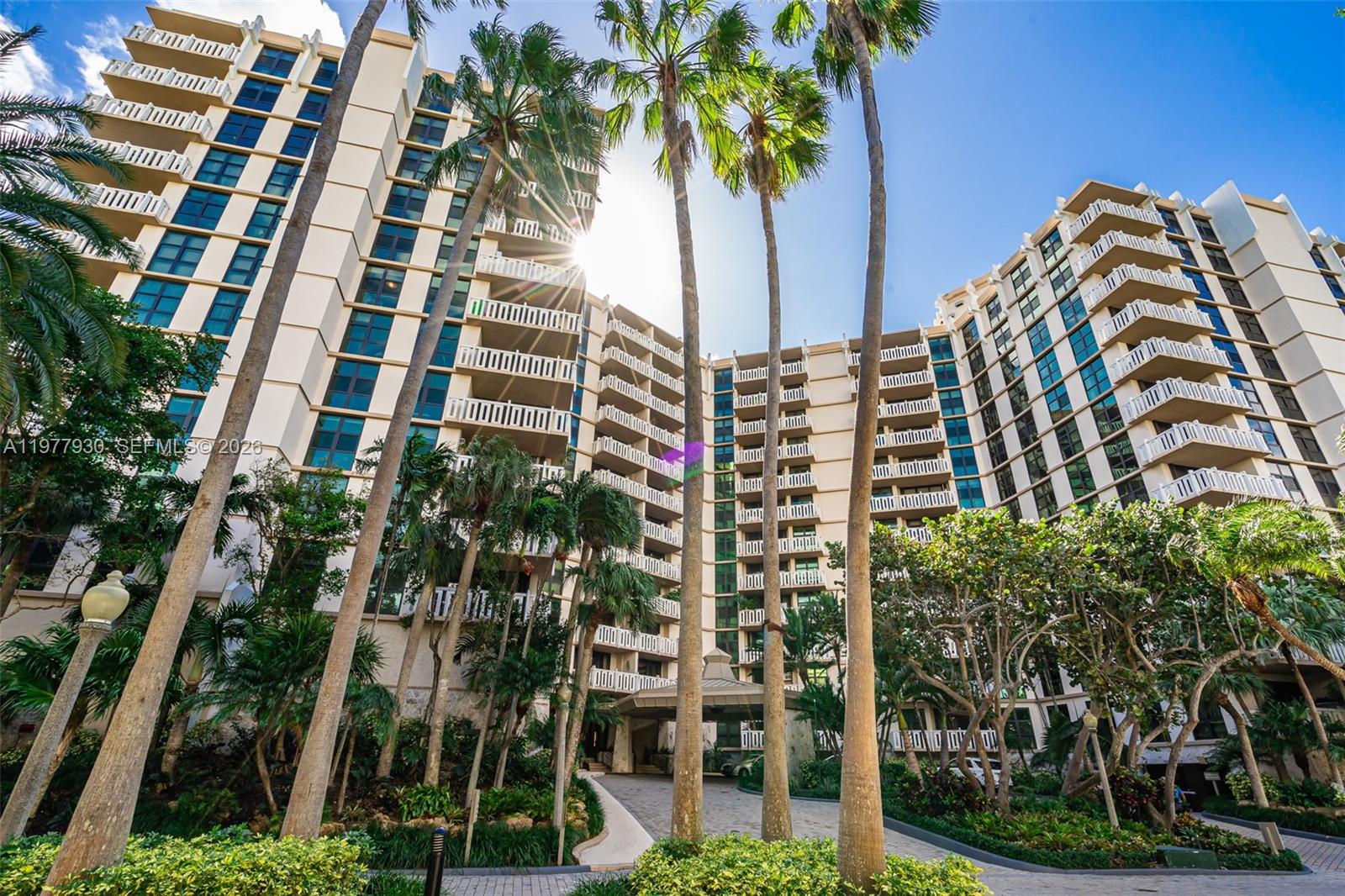 TOWERS OF KEY BISCAYNE CO - Residential