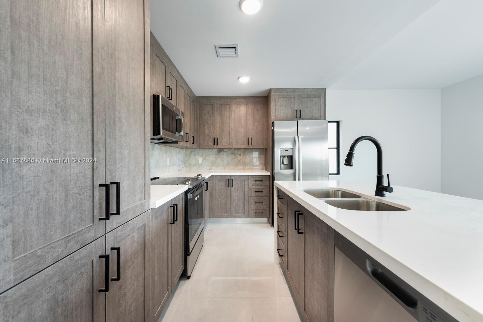 On Alba - Residential