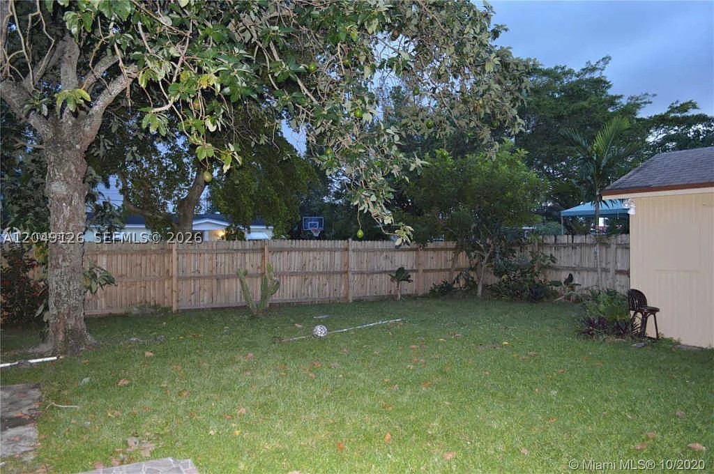 LAKE FOREST SEC 2 - Residential Income