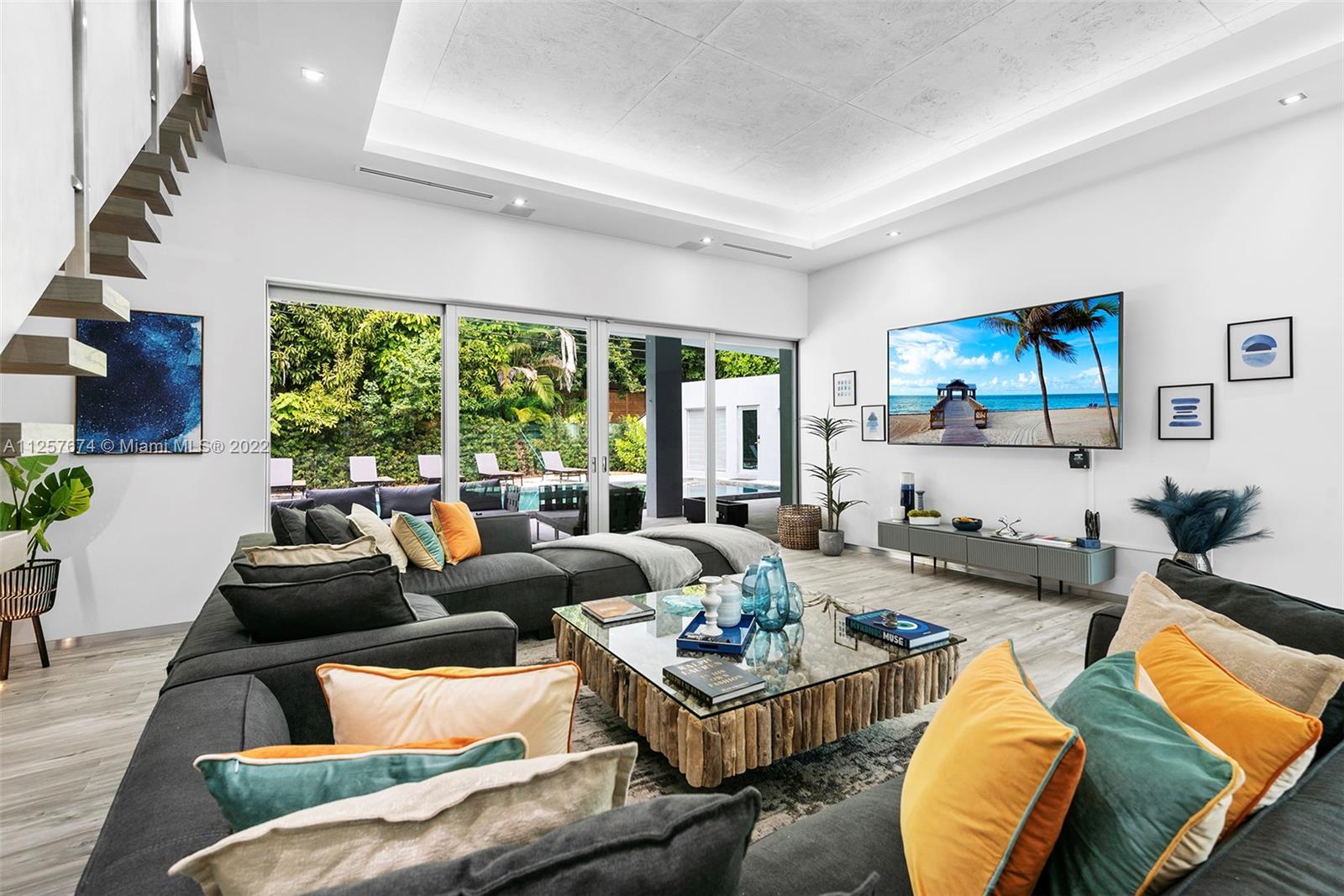 CRAWFORD ESTATES - Residential