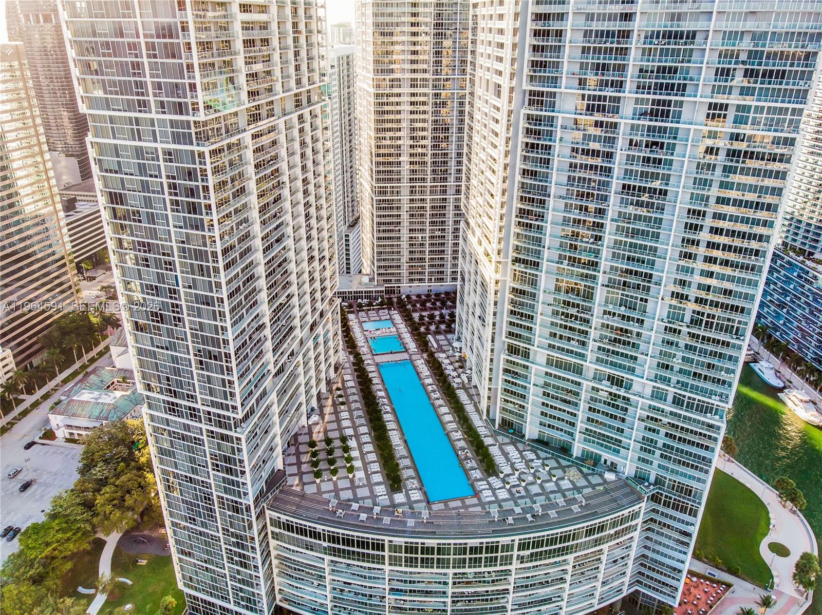 ICONBRICKELL CONDO NO 1 - Residential