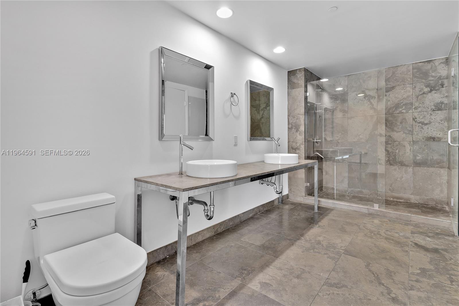 ICONBRICKELL CONDO NO 1 - Residential