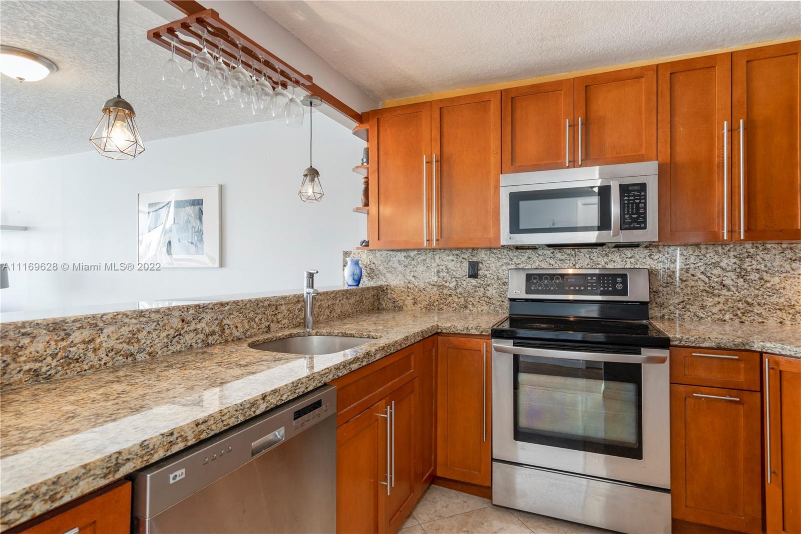 HARDING HALL CONDOMINIUM - Residential