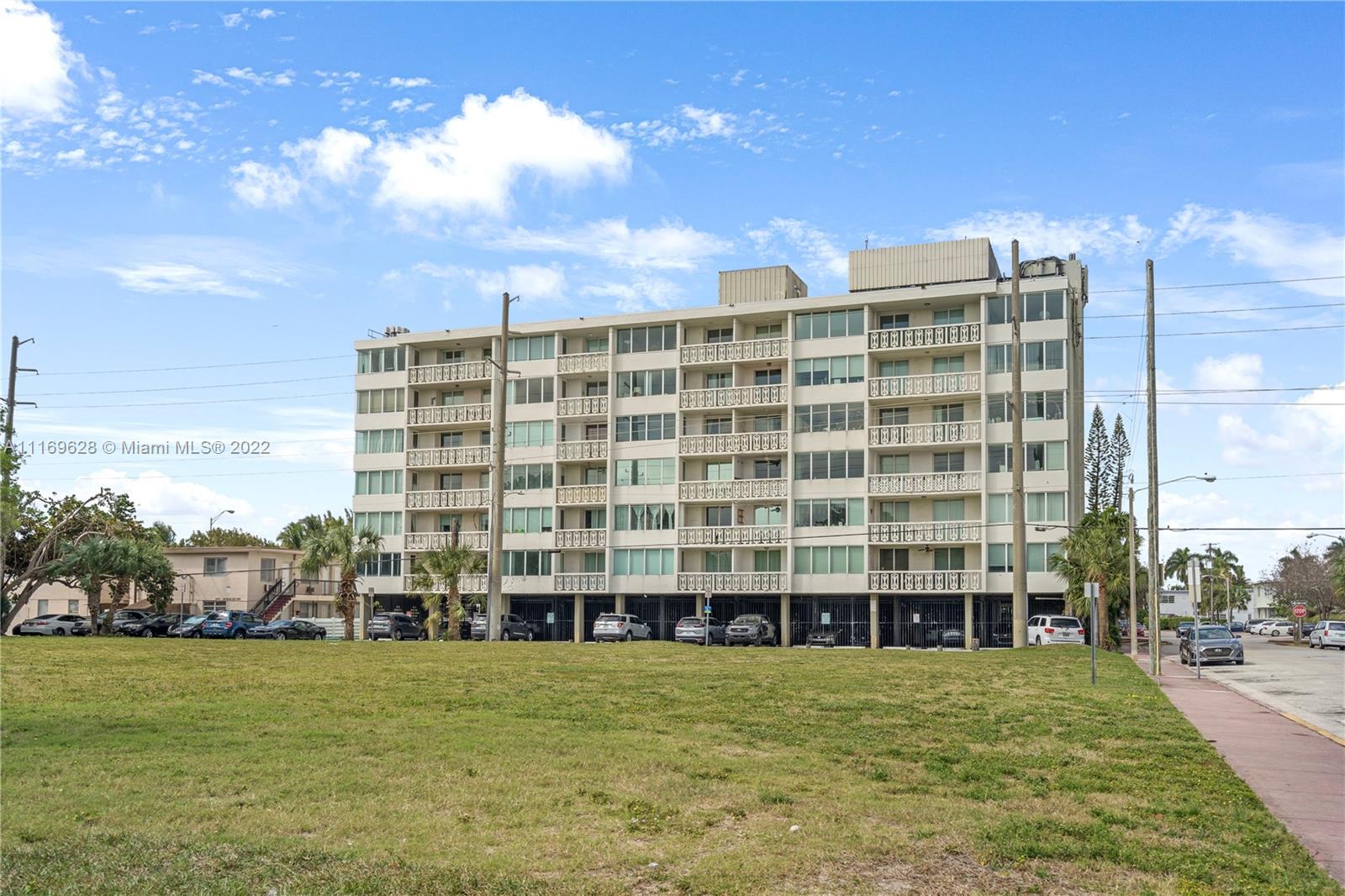 HARDING HALL CONDOMINIUM - Residential