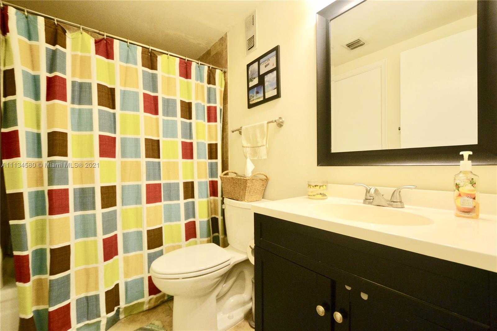 VILLAGE OF KINGS CREEK CO - Residential Lease