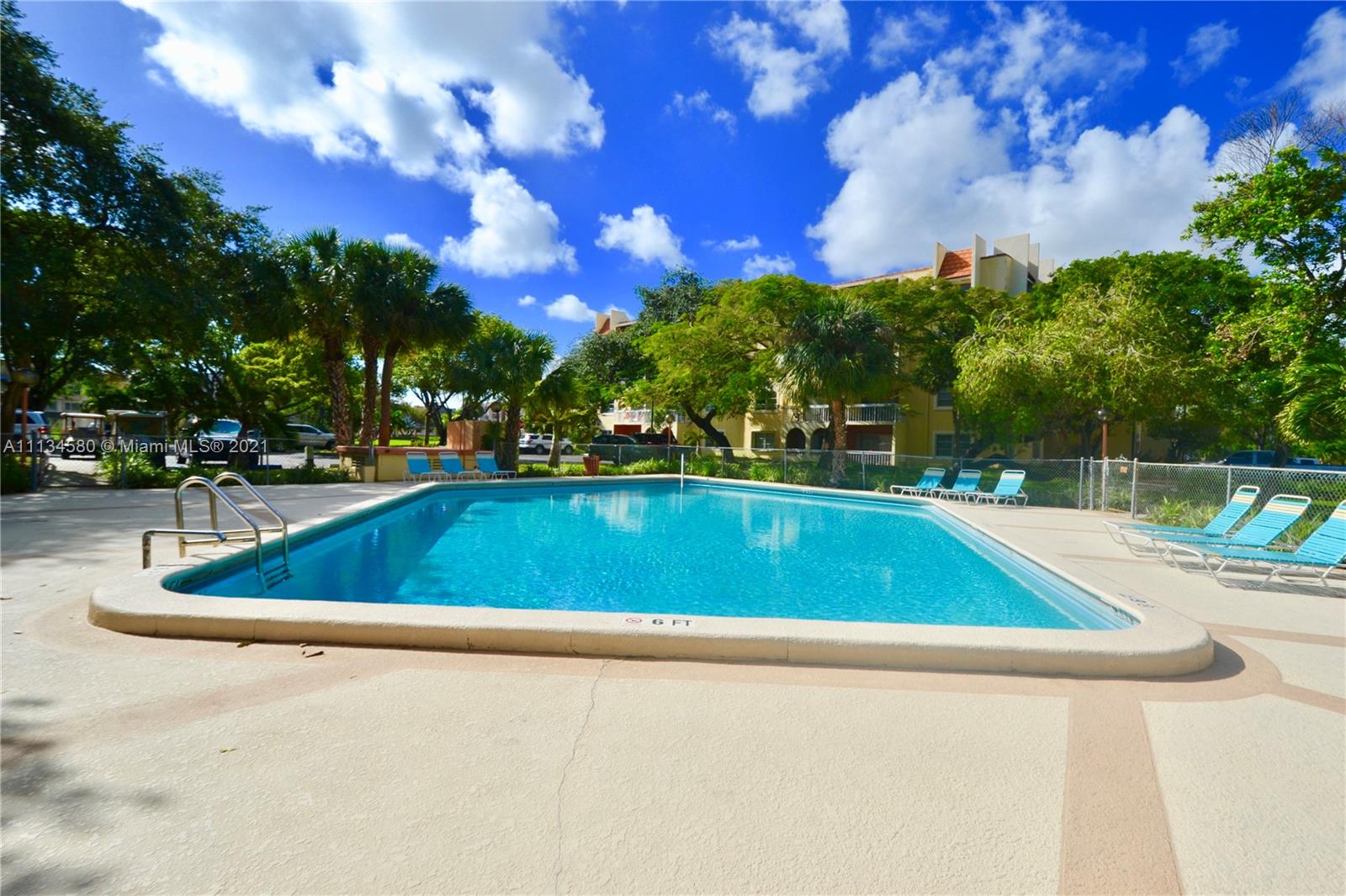 VILLAGE OF KINGS CREEK CO - Residential Lease