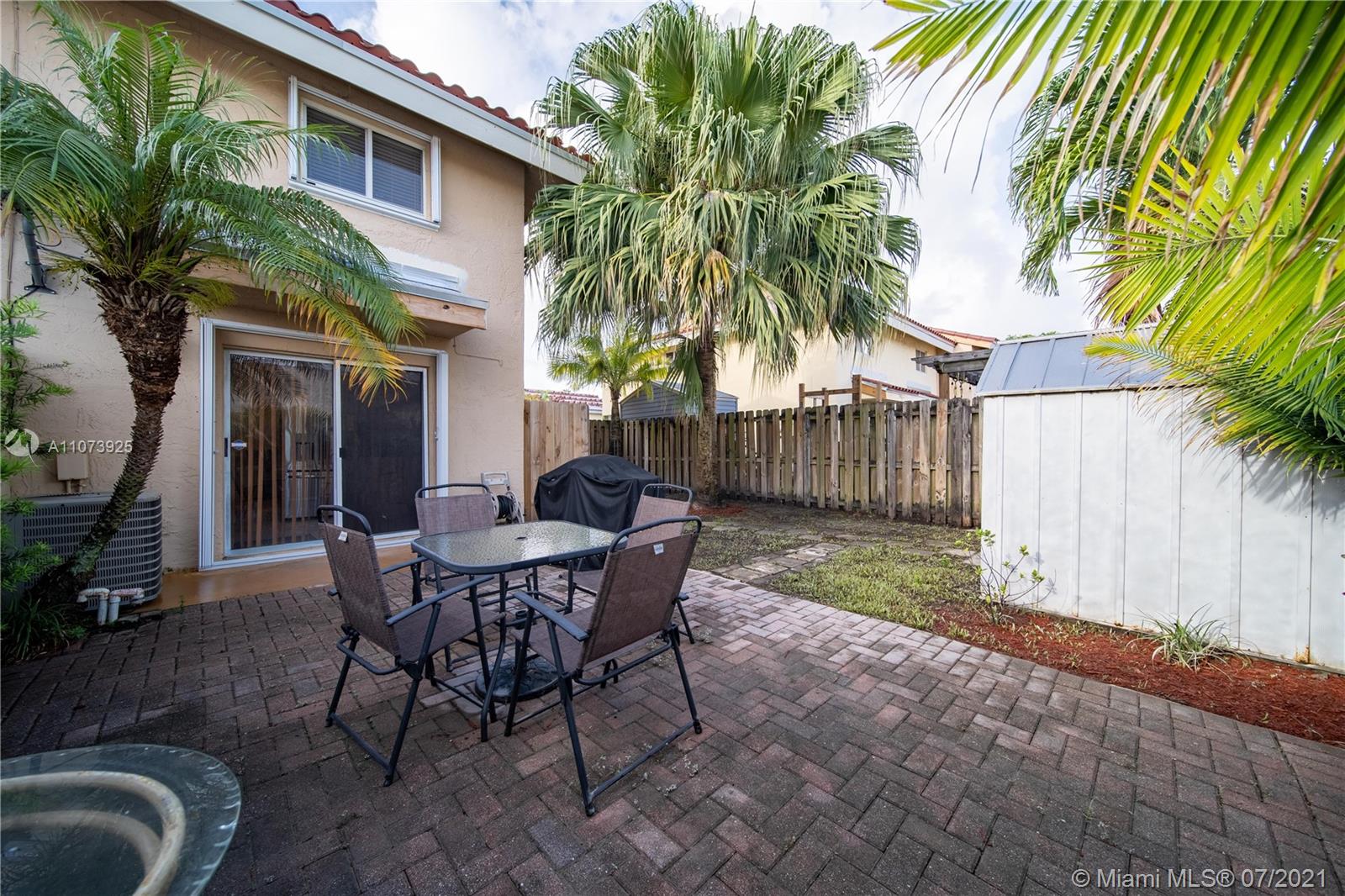 MIRA VILLAS CONDO - Residential Lease