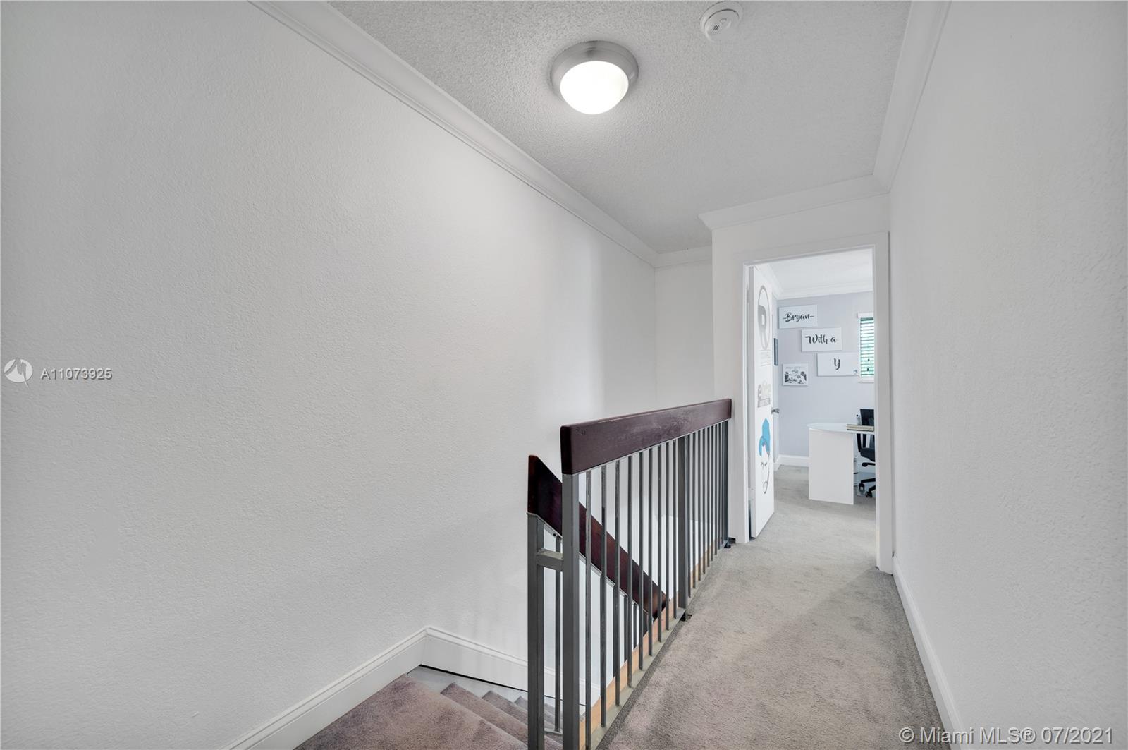 MIRA VILLAS CONDO - Residential Lease