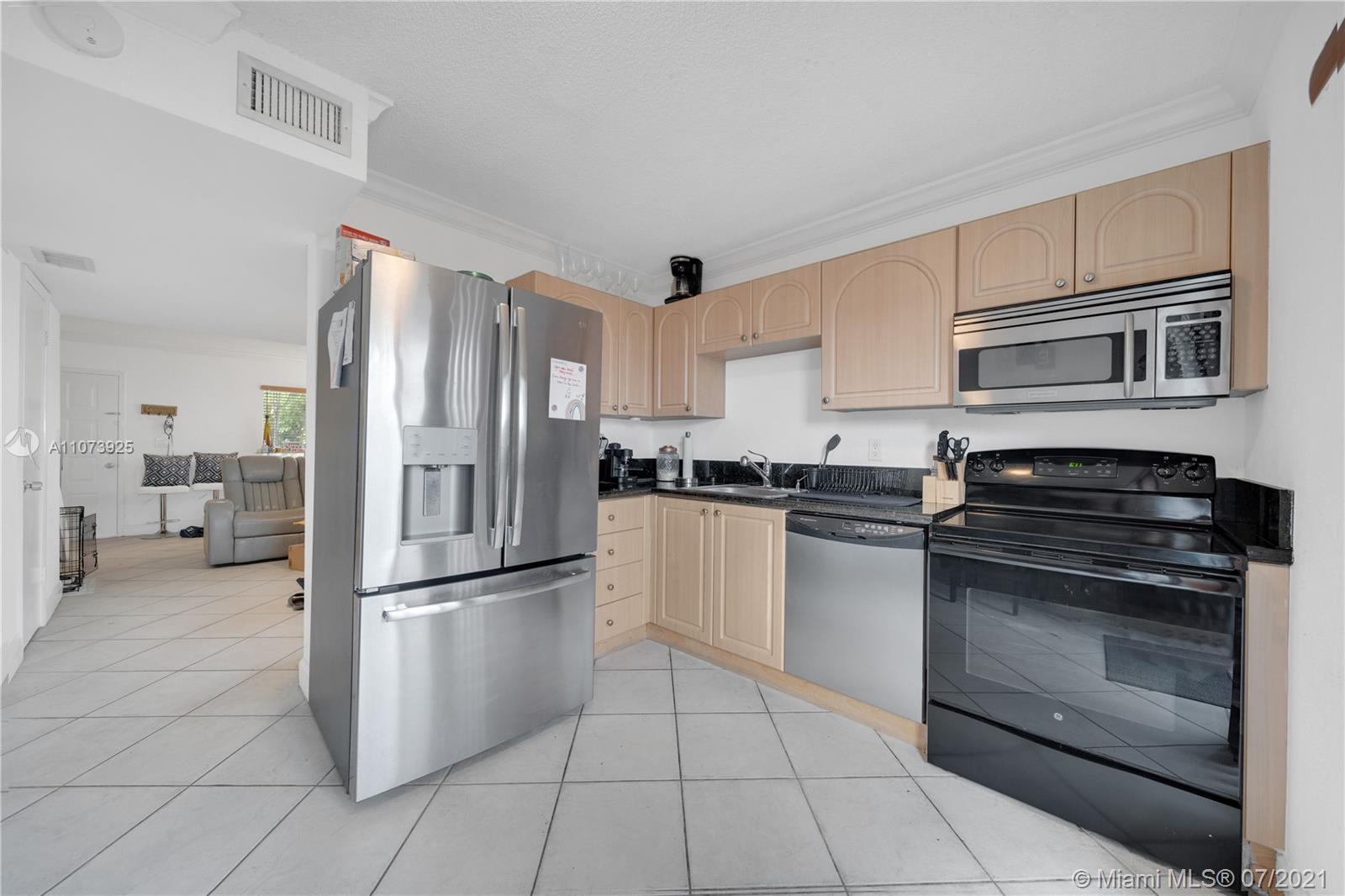 MIRA VILLAS CONDO - Residential Lease
