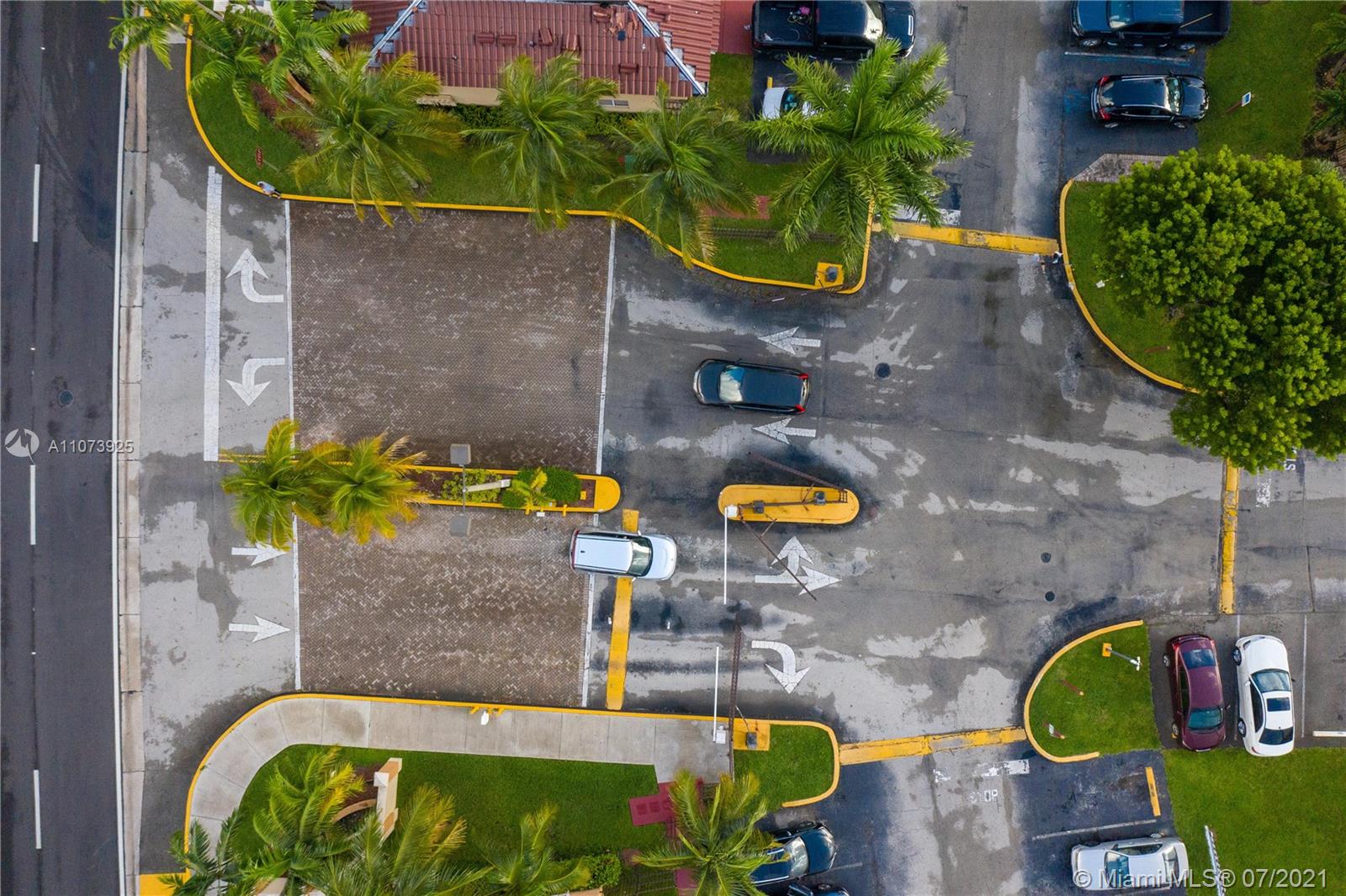 MIRA VILLAS CONDO - Residential Lease