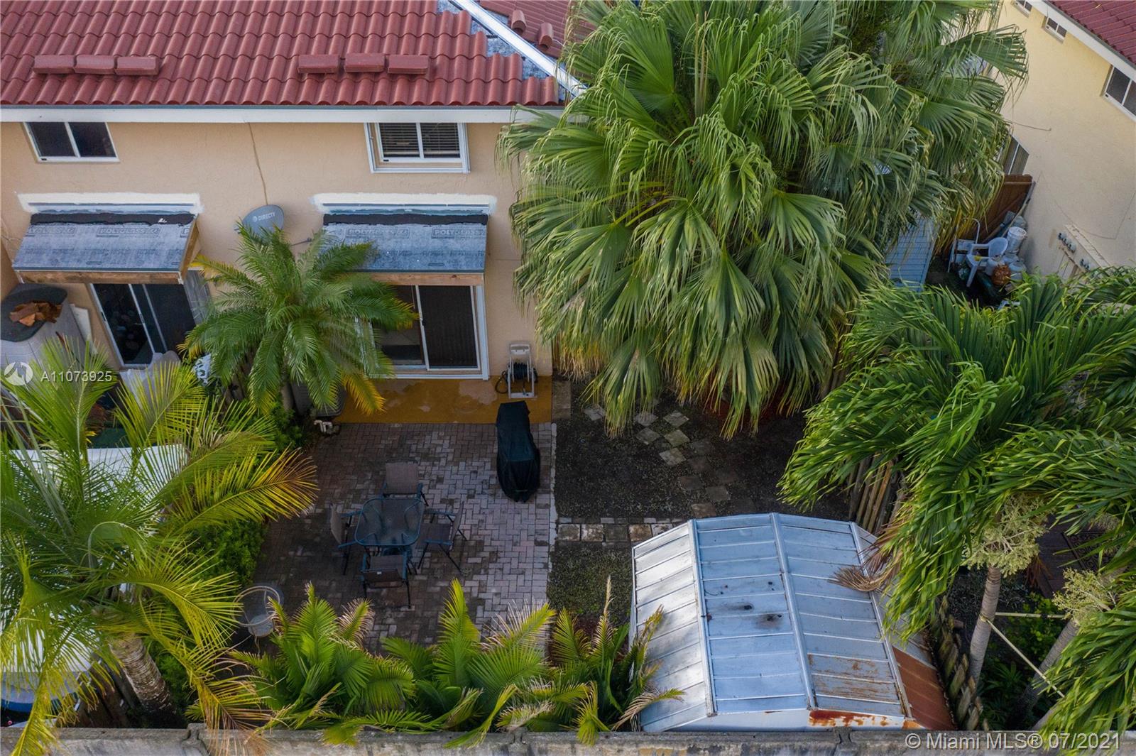 MIRA VILLAS CONDO - Residential Lease