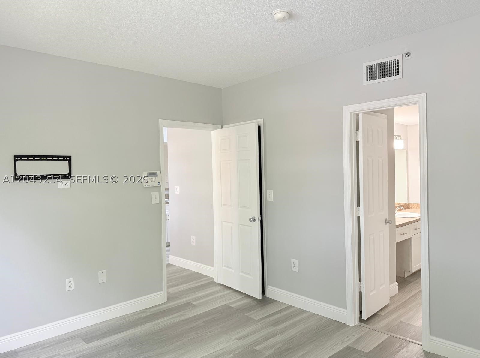 MARQUESA CONDO - Residential Lease