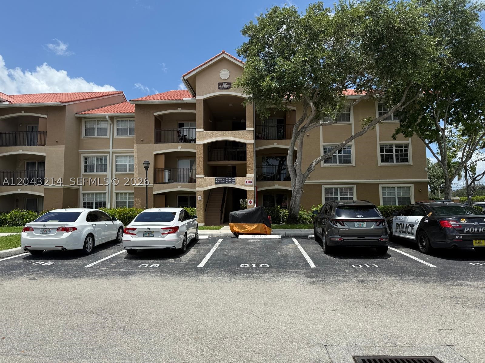 MARQUESA CONDO - Residential Lease