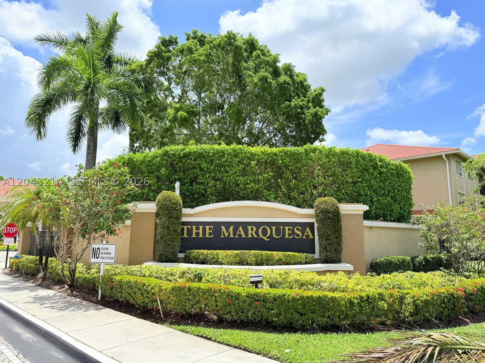 Recently Renovated 2BR/2BA Apartment for Rent – $2,700/month | Prime Location in Pembroke Pines Spacious and modern 2-bedroom, 2-bathroom apartment located right in front of Pembroke Pines Mall and just minutes from Memorial Hospital! This beautifully remodeled unit features: • Large closets with plenty of storage • Stainless steel kitchen appliances • Brand new A/C unit • Elegant laminate flooring throughout Enjoy the convenience of being close to shopping, dining, entertainment, and top medical facilities. -Rent: $2,700/month -Location: Pembroke Pines – Across from the Mall, Near Memorial Hospital Don’t miss out – contact us today for more details or to schedule a viewing!