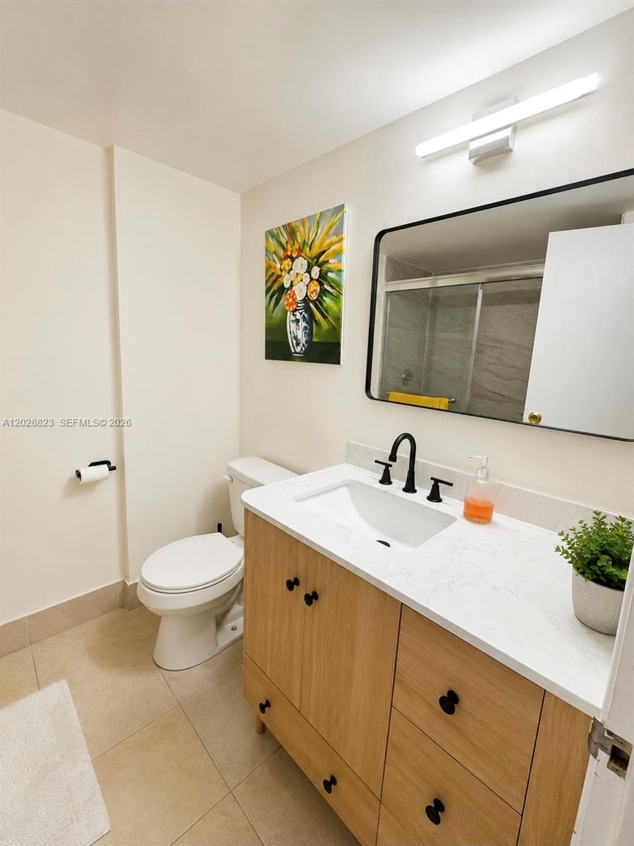 WOODSIDE APTS CONDO - Residential Lease