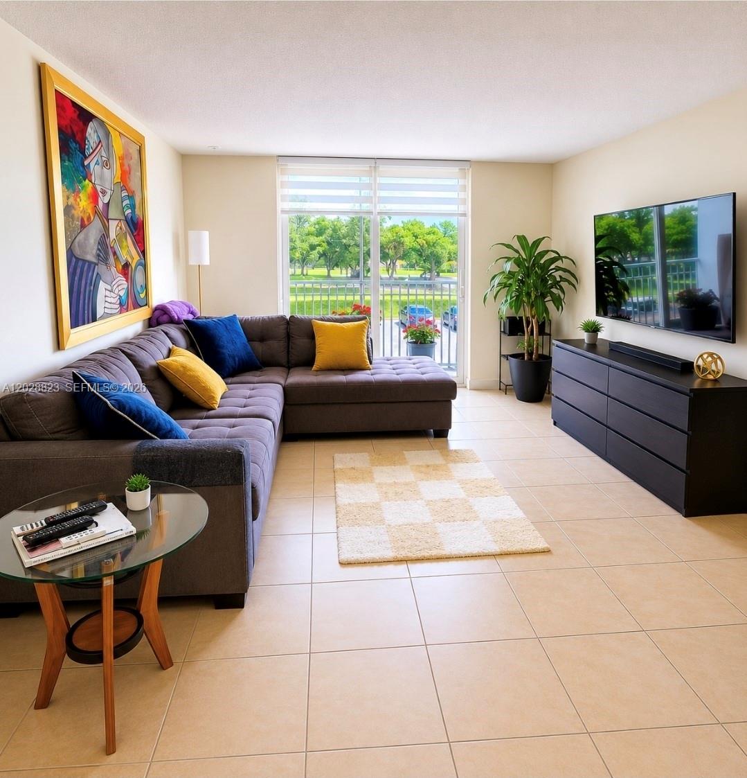 WOODSIDE APTS CONDO - Residential Lease