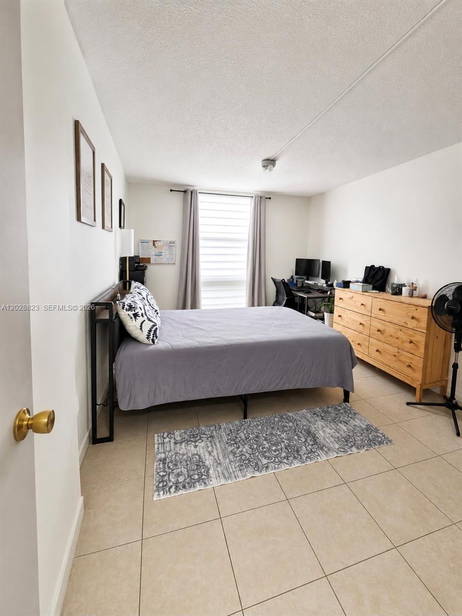 WOODSIDE APTS CONDO - Residential Lease