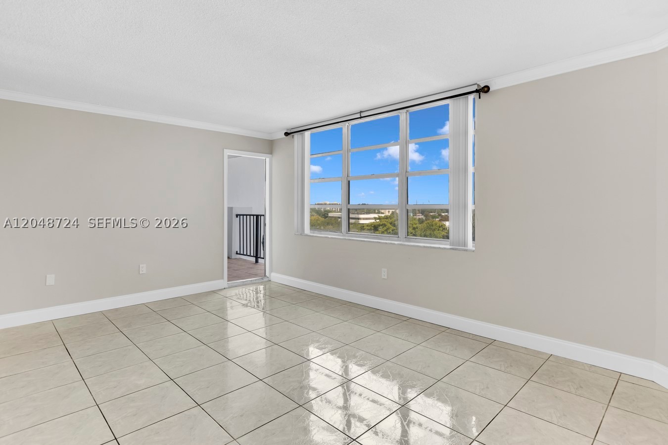 COMMODORE PLAZA CONDO - Residential Lease