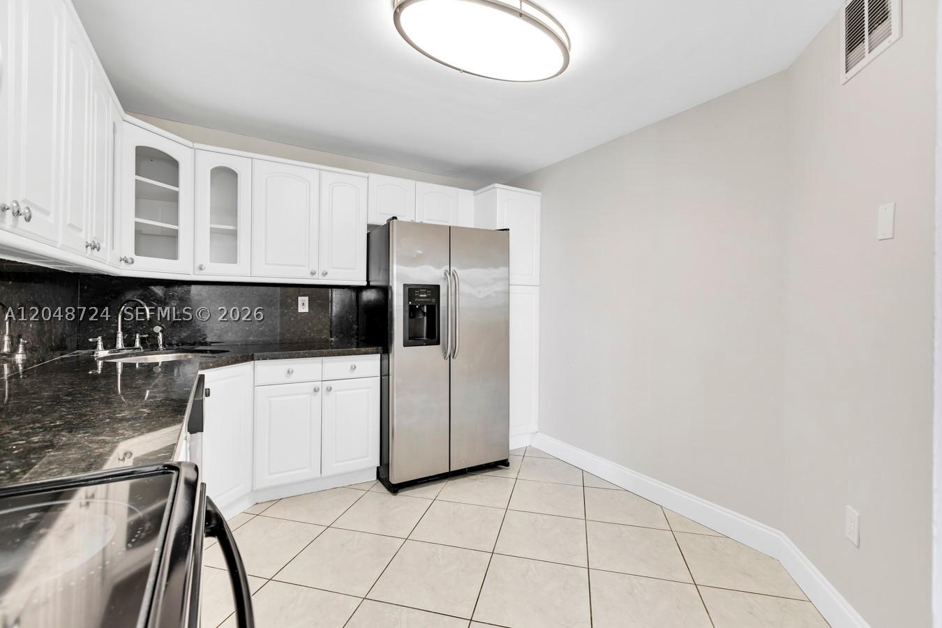 COMMODORE PLAZA CONDO - Residential Lease