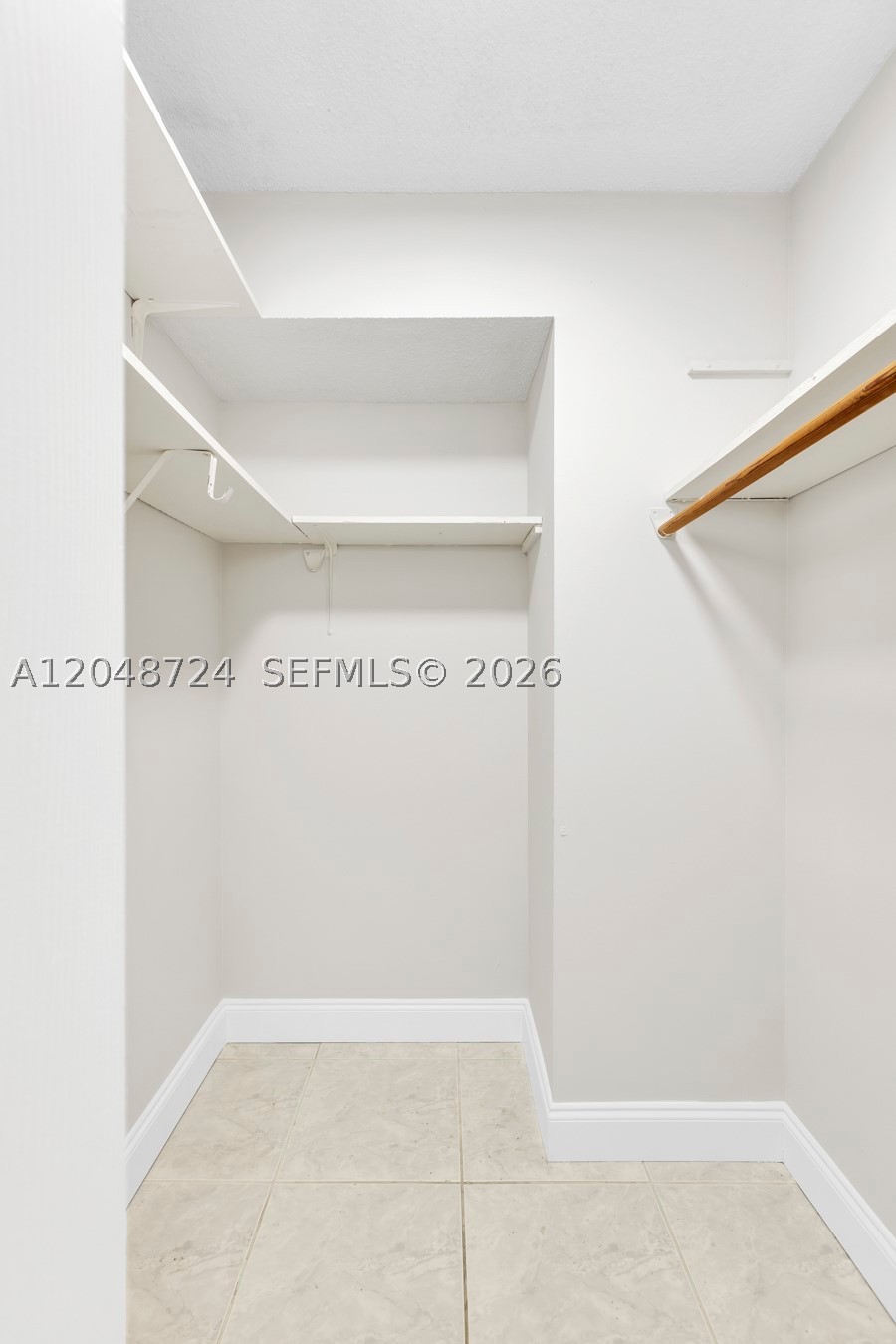 COMMODORE PLAZA CONDO - Residential Lease