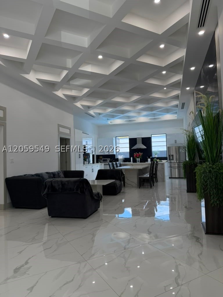 NORTH HOLLYWOOD - Residential