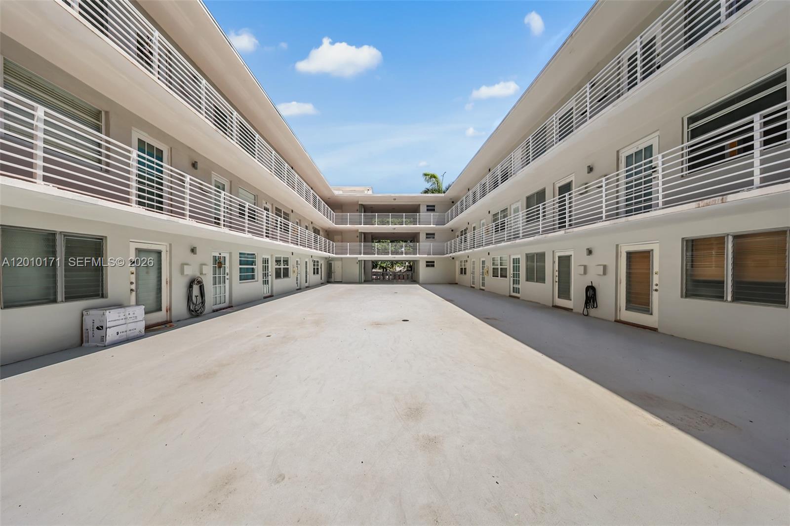 JEFFERSONIAN CONDO - Residential
