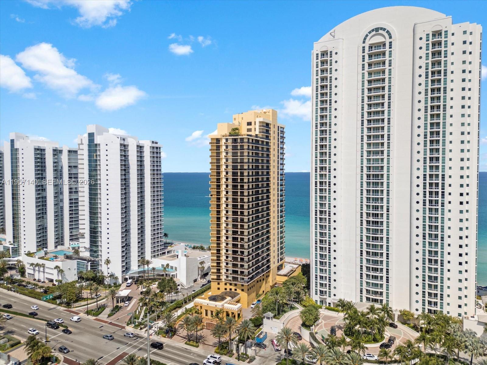 SAYAN CONDO - Residential