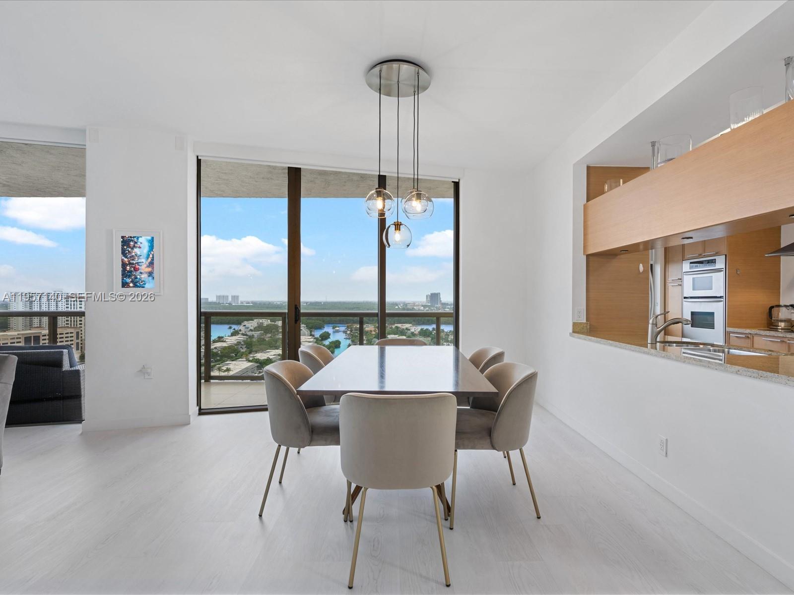 SAYAN CONDO - Residential