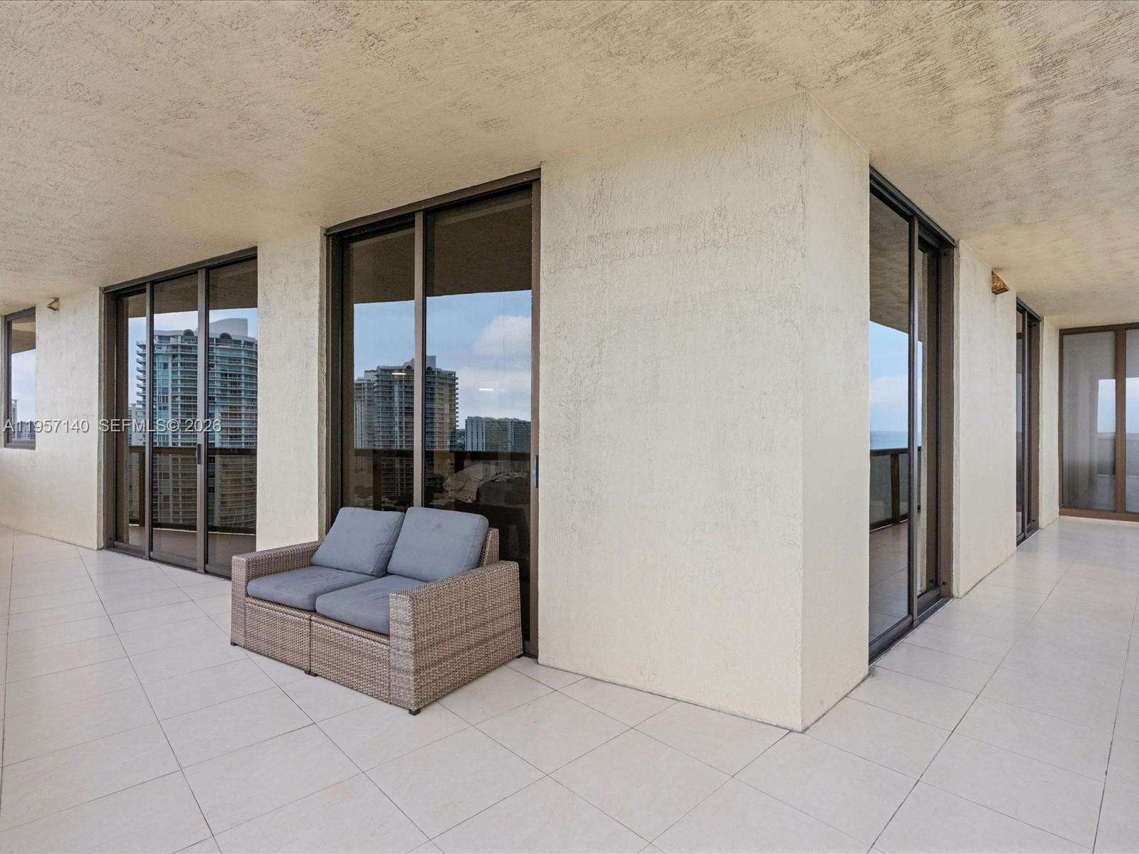 SAYAN CONDO - Residential