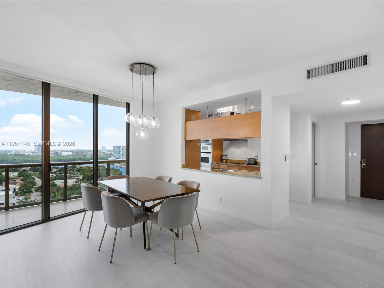 SAYAN CONDO - Residential