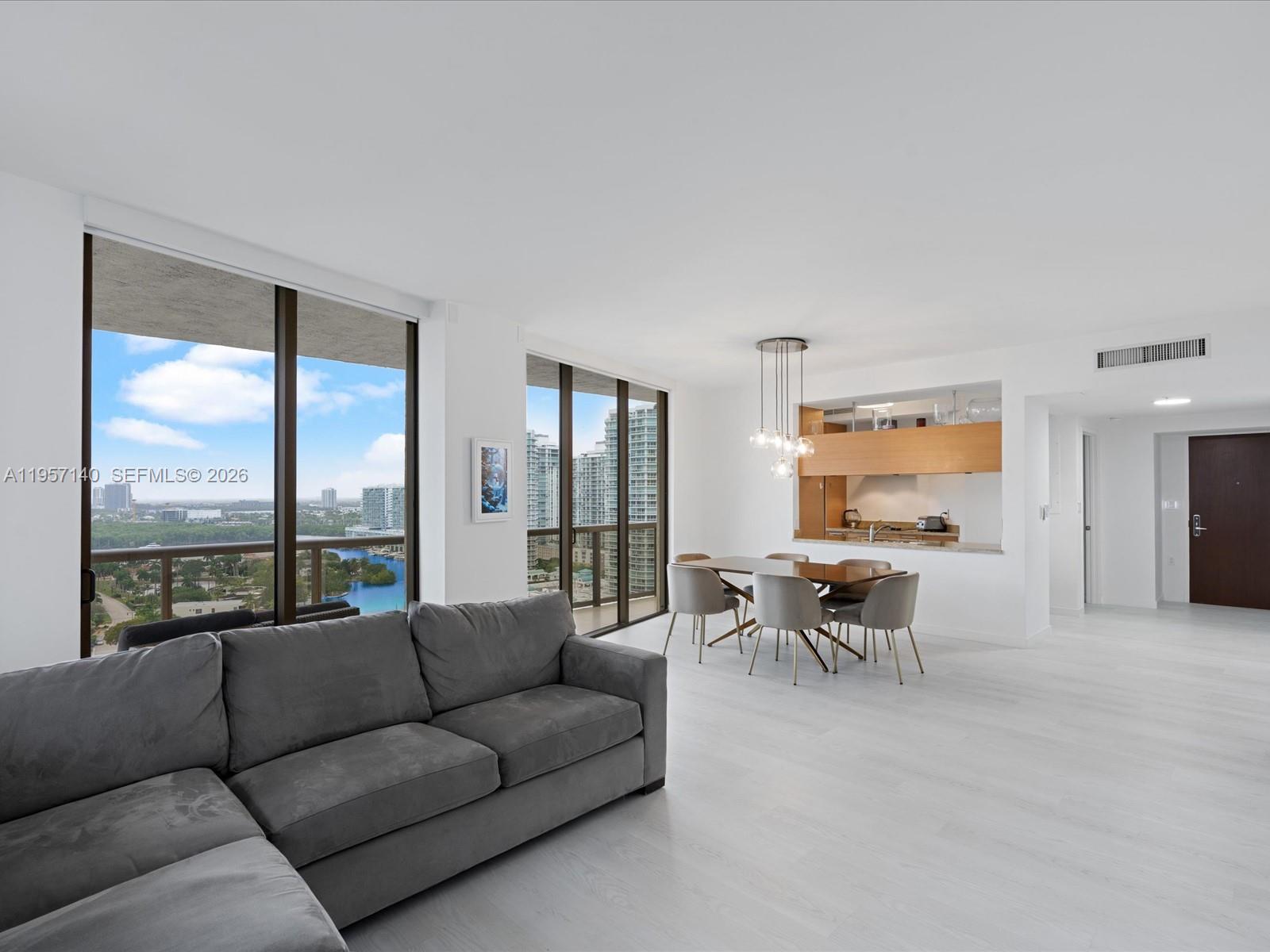 SAYAN CONDO - Residential