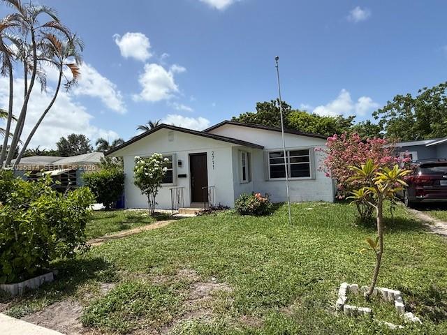 Beautiful!!! Cozy 3 bed /2 bath home, fully remodeled, great location in the city of Hollywood. Washer and dryer, renovated kitchen w/new stainless still appliances, fenced huge backyard with fruit trees. Room for a Pool. Shed for great storage. close to schools, downtown Hollywood, restaurants, shops and entertainment. 10 minutes to beaches. Don't miss it. It will not last.