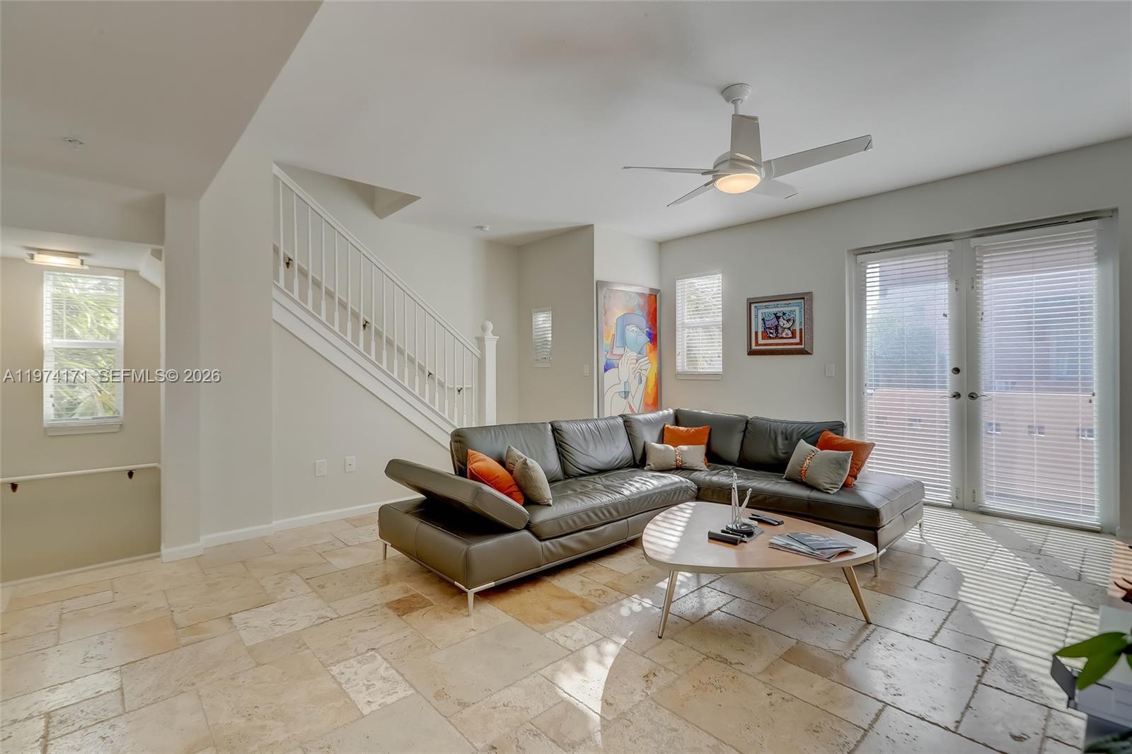 RESERVE AT OCEAN WALK CON - Residential