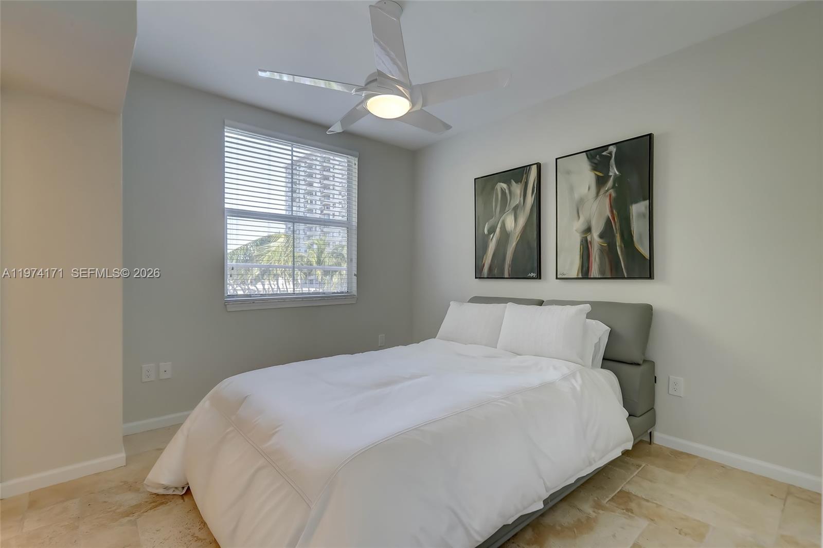 RESERVE AT OCEAN WALK CON - Residential