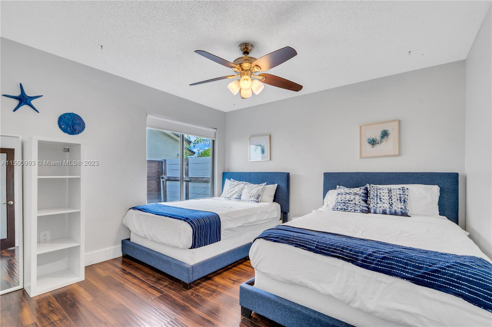 SHORES CALUSA - Residential Lease